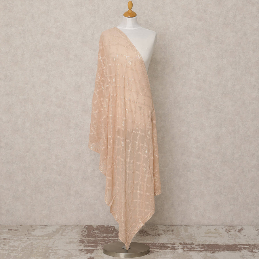 دوباتا جورجيت صناعي بلون الخوخ العاري مع تطريز شبكي زهري، 210 × 80 سم، صنع في الهند - D24101