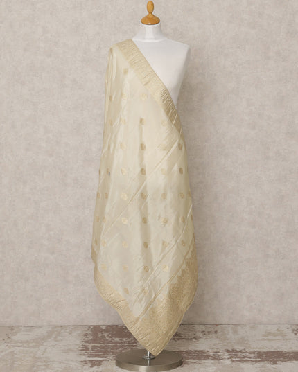 دوباتا من قماش بروكيد صناعي ذهبي كريمي مع تطريزات زهرية وحواف مزخرفة، 210 × 80 سم، صنع في الهند - D24115