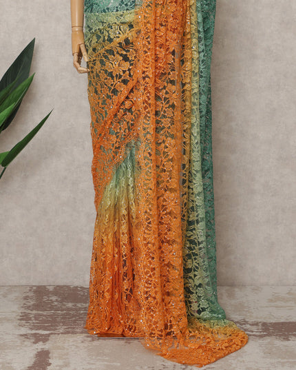 ساري فرنسي فاخر من الدانتيل الشانتيلي باللون الأخضر إلى البرتقالي مع تطريز حجري، بطول 5.5 متر، وعرض 110 سم، صنع في فرنسا - D24288