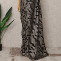 ساري شيفون فرنسي فاخر بنمط معدني أسود وبرونزي مع تطريز لوريكس، طول 5.5 متر، عرض 110 سم، صنع في فرنسا - D24297