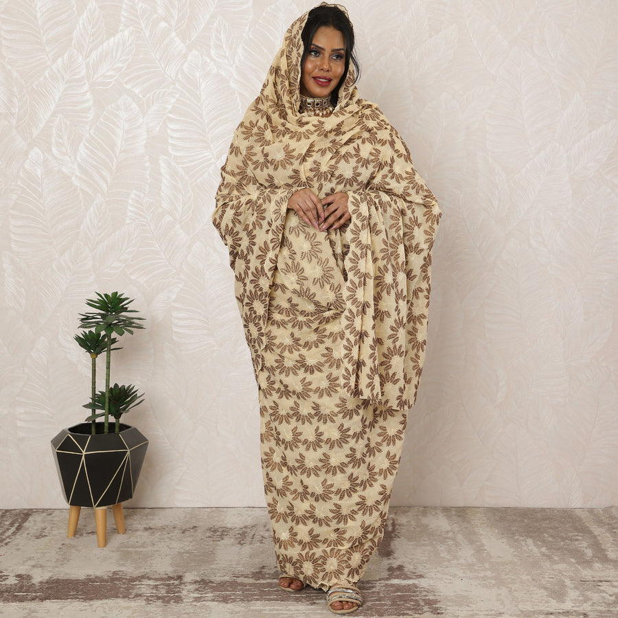 ثوب تقليدي سوداني من القطن السويسري الفاخر باللون الكريمي والبني مطرز بالفوال، 4.5 متر، عرض 140 سم - D20383