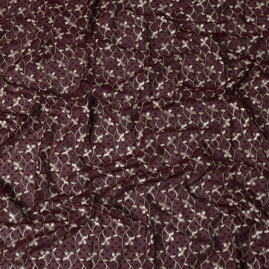 ثوب سوداني من قماش الفوال السويسري من القطن العنابي مع تطريز زهور بيضاء، 4.5 متر × 140 سم - D21379