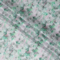 قماش ساتان قطني أبيض وأخضر بتصميم هندسي تجريدي - عرض 110 سم - D21961