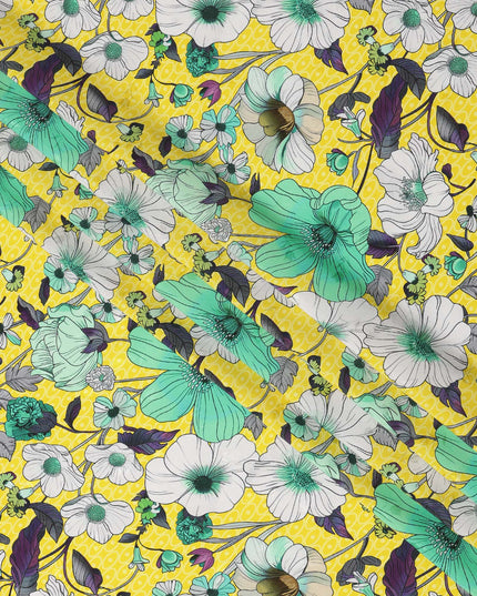 قماش حرير ساتان إيطالي فاخر بقاعدة صفراء بطبعة زهور زرقاء وبيضاء، عرض 140 سم، صنع في إيطاليا - D22976
