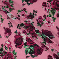 قماش حرير ساتان إيطالي فاخر بقاعدة وردية مع طبعة زهور وردية باللون العنابي والأبيض والأخضر، عرض 140 سم، صنع في إيطاليا - D22982