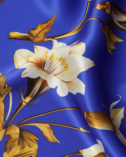 قماش حرير ساتان إيطالي فاخر بقاعدة زرقاء ملكية مع طبعة زهور صفراء وبيج، عرض 140 سم، صنع في إيطاليا - D22986