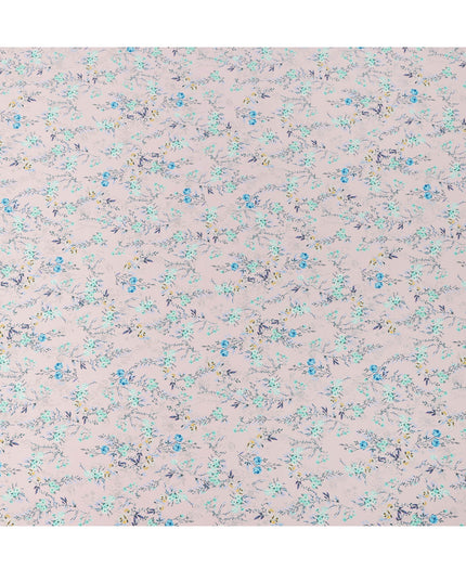 قاعدة وردية باهتة مع طباعة زهور صغيرة باللون الأزرق والأصفر والأزرق المائي، قماش حرير ساتان إيطالي فاخر، عرض 140 سم، صنع في إيطاليا - D22990