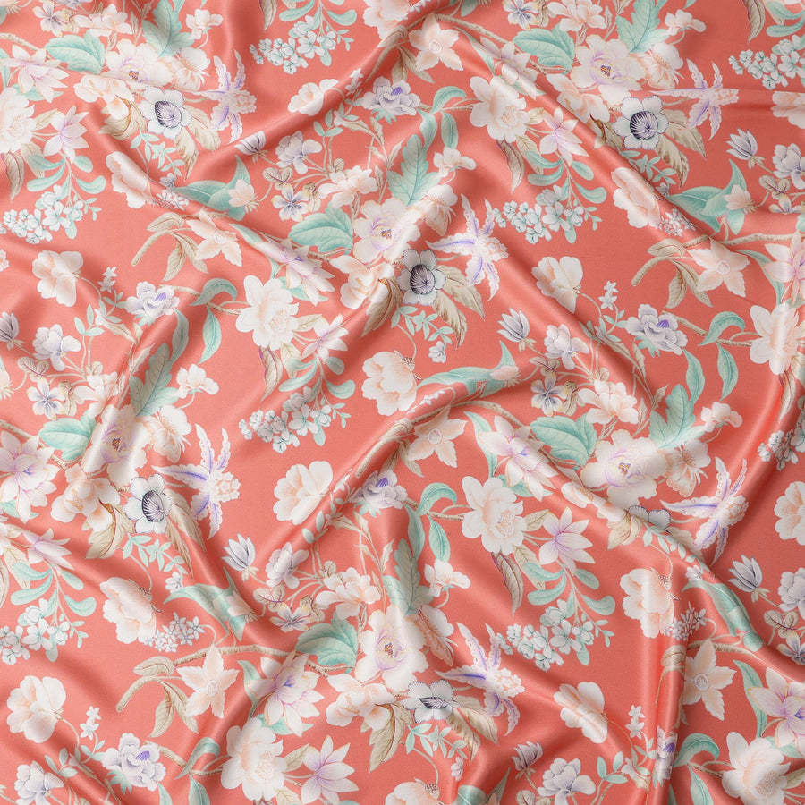 قماش ساتان حرير إيطالي فاخر بقاعدة مرجانية مع طباعة زهور باللون الأبيض والأرجواني والأخضر النعناعي، عرض 140 سم، صنع في إيطاليا - D22992