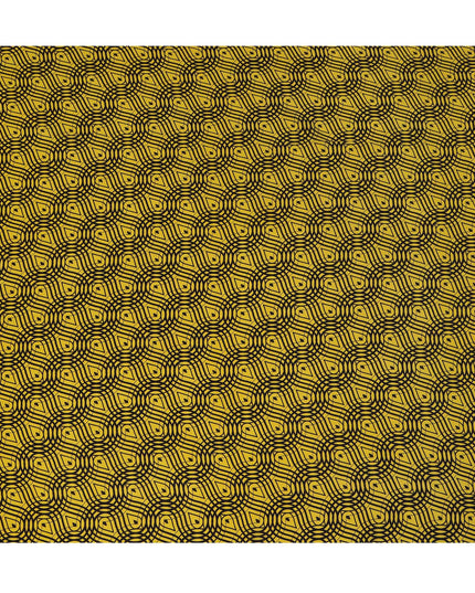 قماش كريب حريري خالص بطبعة متاهة هندسية باللون الأصفر الخردلي، عرض 110 سم، صنع في الهند - D23173