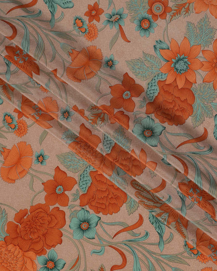 قماش كريب حريري خالص بقاعدة بيج مع طباعة زهور باللونين الصدئ والأزرق المخضر، عرض 110 سم، صنع في الهند - D23179