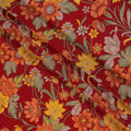 قماش كريب حريري خالص بقاعدة حمراء داكنة مع طباعة زهور متعددة الألوان الأصفر والبرتقالي والبيج، عرض 110 سم، صنع في الهند - D23186