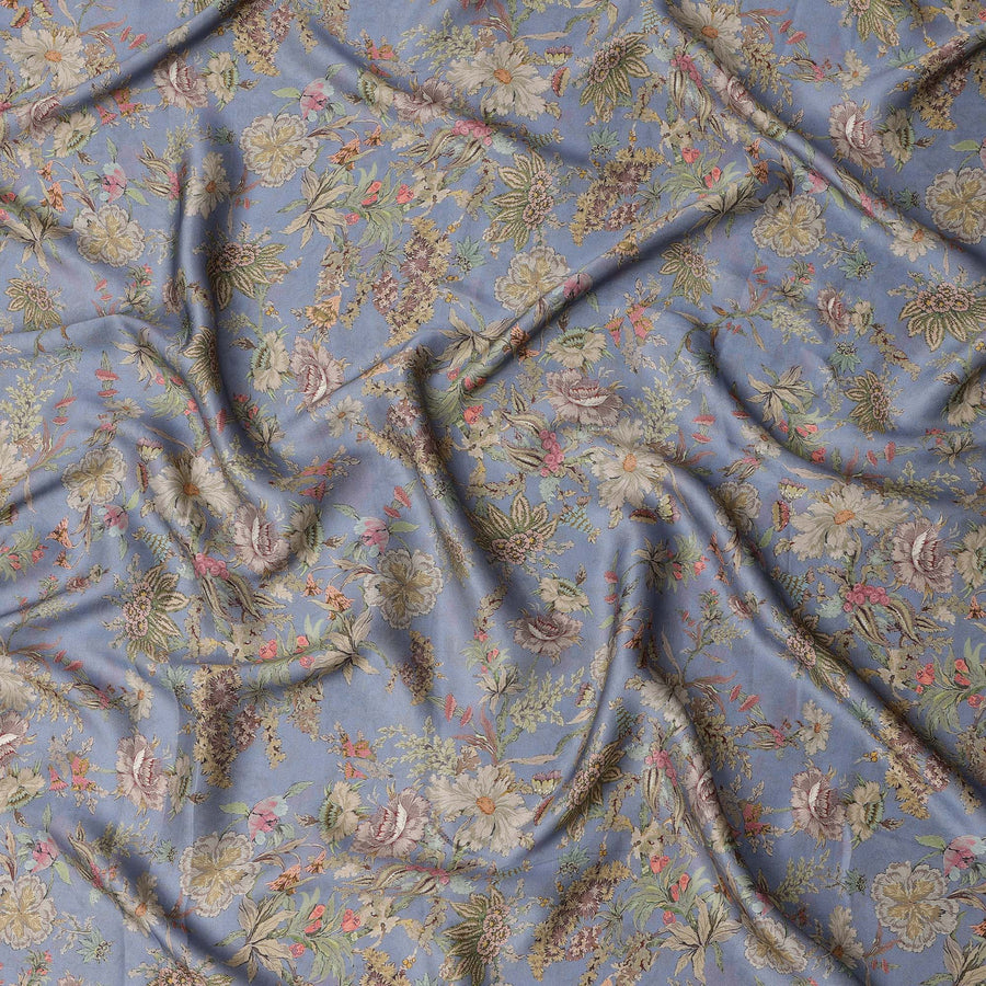 قماش فيسكوز مودال ساتان بطبعة زهور عتيقة بلون أزرق باهت، عرض 110 سم، صنع في الهند - D23289