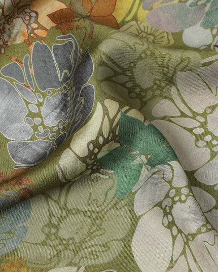قماش فيسكوز مودال ساتان بطبعة زهور متعددة الألوان باللون الأخضر الزيتوني، عرض 110 سم، صنع في الهند - D23303