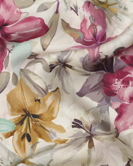 قماش فيسكوز مودال ساتان بطبعة زهور باللون الوردي العاجي والخردلي، عرض 110 سم، صنع في الهند - D23308