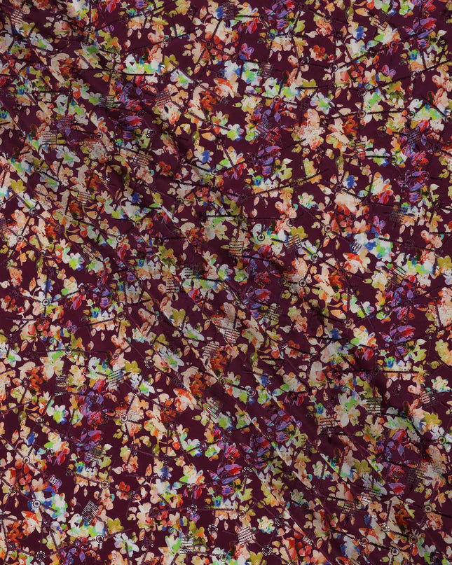 قماش كريب فيسكوز بطباعة رقمية تجريدية متعددة الألوان بقاعدة كستنائية، عرض 110 سم، صنع في الهند - D23615