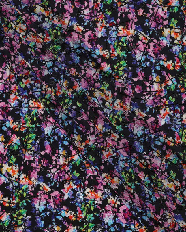 قماش كريب فيسكوز بطباعة رقمية تجريدية متعددة الألوان بقاعدة سوداء، عرض 110 سم، صنع في الهند - D23616