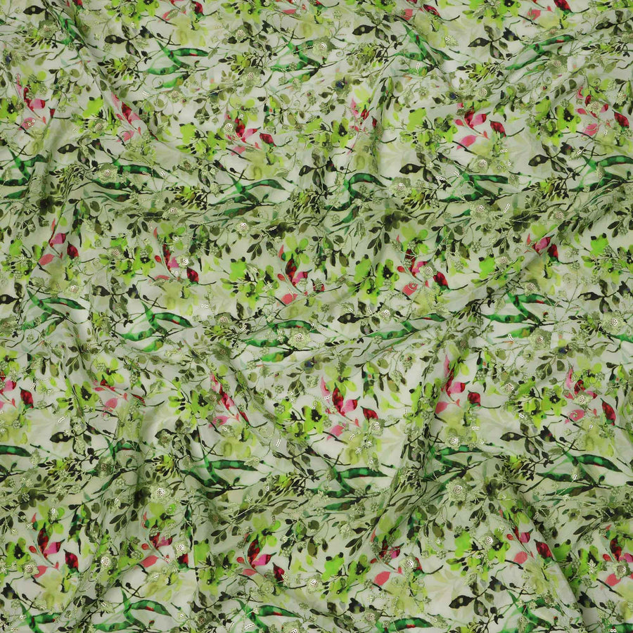 قماش كريب فيسكوز بطبعة رقمية زهرية باللونين الأخضر الفاتح والوردي، عرض 110 سم، صنع في الهند - D23624