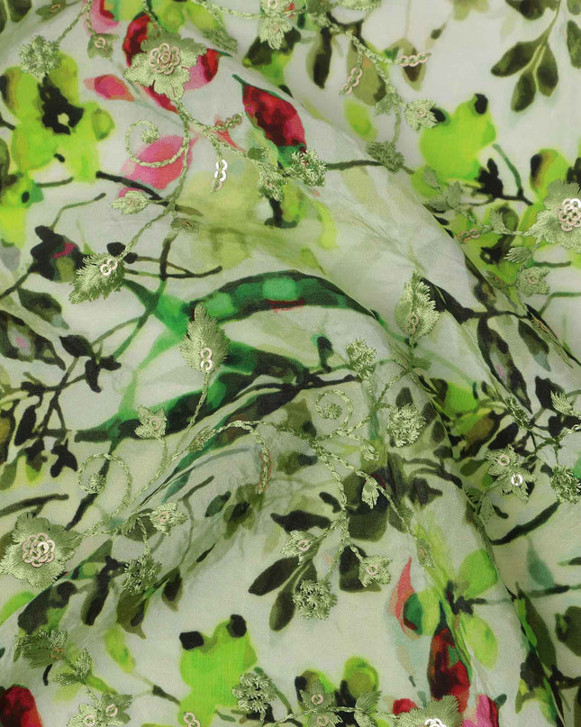 قماش كريب فيسكوز بطبعة رقمية زهرية باللونين الأخضر الفاتح والوردي، عرض 110 سم، صنع في الهند - D23624