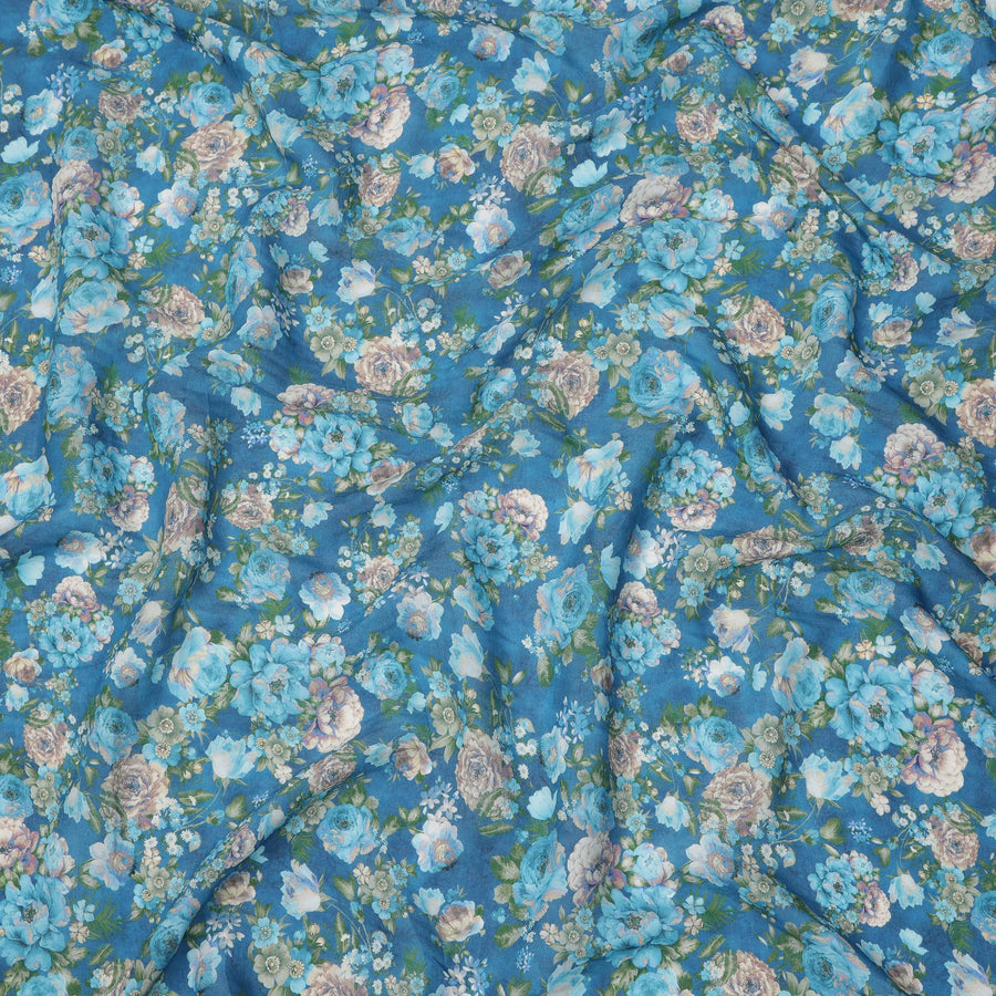 قماش كريب فيسكوز مطبوع عليه زهور وردية زرقاء، عرض 110 سم، صنع في الهند - D23908