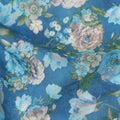 قماش كريب فيسكوز مطبوع عليه زهور وردية زرقاء، عرض 110 سم، صنع في الهند - D23908