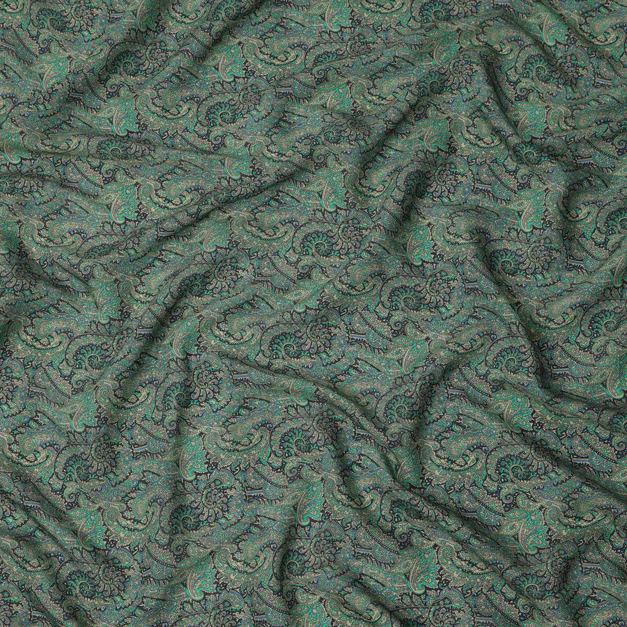 قماش كريب فيسكوز بنقشة حيوانية، أخضر زجاجي أسود متعدد الألوان، عرض 110 سم، صنع في الهند - D23915