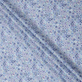 قماش قطني أزرق لافندر مع طبعة زهور متعددة الألوان، عرض 110 سم، صنع في اليابان - D24171