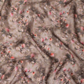 قماش ساتان أورجانزا صناعي مزخرف بزهور باللون البني الفاتح، عرض 110 سم، صنع في الهند - D20980