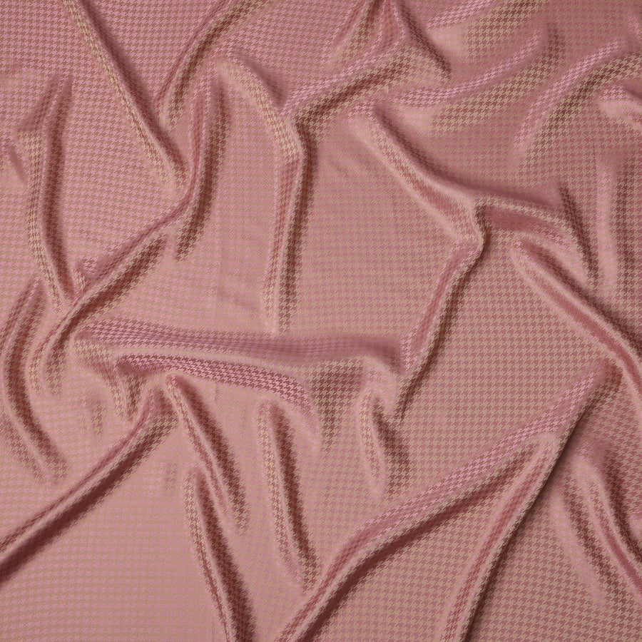 Pink Jacquard Pure Silk Fabric with Tone-on-Tone Houndstooth Pattern – 110 cm Width-D21393