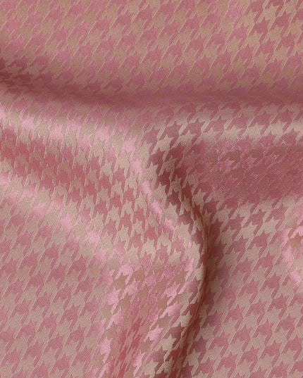 Pink Jacquard Pure Silk Fabric with Tone-on-Tone Houndstooth Pattern – 110 cm Width-D21393