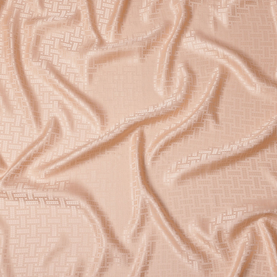 قماش ساتان حريري خالص من الجاكار باللون الخوخي بتصميم مربعات هندسية – عرض 110 سم - D21400