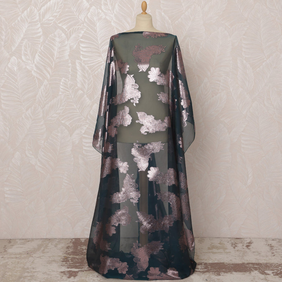 قماش شيفون ديراك من الحرير الصومالي (الفرنسوي) باللون الأخضر المزرق مع لوركس معدني وردي، 3.5 متر، عرض 140 سم، فرنسا-D20891