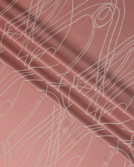 قماش ساتان حريري خالص بطبعة معدنية جاكار بخطوط تجريدية وردية خدود، عرض 110 سم، صنع في كوريا الجنوبية - D23015