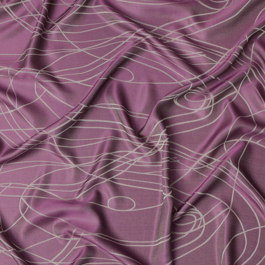 قماش ساتان حريري خالص بطبعة معدنية بخطوط تجريدية بلون أرجواني أرجواني، عرض 110 سم، صنع في كوريا الجنوبية - D23017