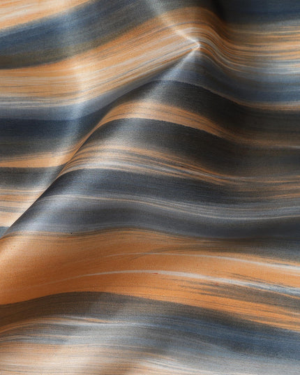 قماش حرير ساتان نقي مخطط بخطوط برتقالية محروقة ورمادية فحمية، عرض 110 سم، صنع في الهند - D23028