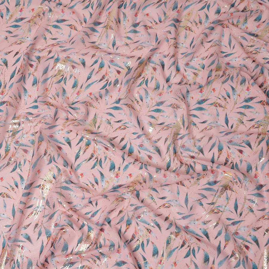 ثوب سوداني تقليدي مطبوع عليه أوراق الشجر باللون الوردي الفاتح واللون الأزرق المخضر والذهبي، مصنوع من قماش الفوال القطني الخالص، بطول 4.5 متر، وعرض 140 سم - صنع في الهند - D23156