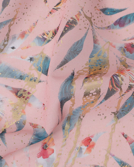 ثوب سوداني تقليدي مطبوع عليه أوراق الشجر باللون الوردي الفاتح واللون الأزرق المخضر والذهبي، مصنوع من قماش الفوال القطني الخالص، بطول 4.5 متر، وعرض 140 سم - صنع في الهند - D23156