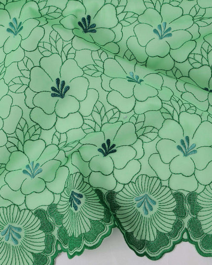 ثوب سوداني تقليدي باللون الأخضر النعناعي، مصنوع من قماش الفوال القطني الخالص المطرز بالأحجار، قطعة بطول 4.5 متر، وعرض 140 سم، صنع في سويسرا - D23272