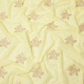 قماش فوال قطني مطرز بنقشة زهور باللون الأصفر الليموني مع لمسات من الترتر، عرض 140 سم، صنع في الهند - D23721