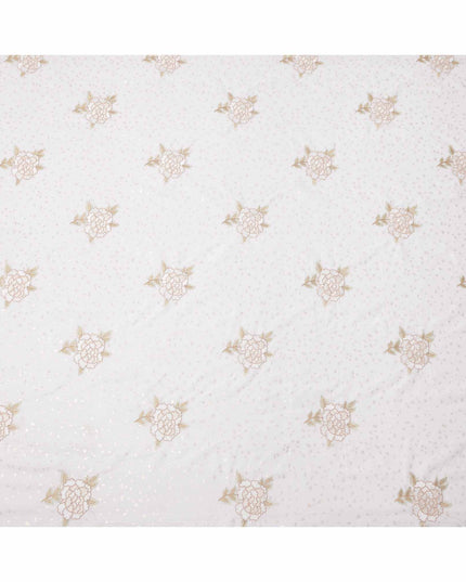 قماش فوال قطني أبيض نقي مطرز بنقشة زهور مع تفاصيل ترتر، عرض 140 سم، صنع في الهند - D23724