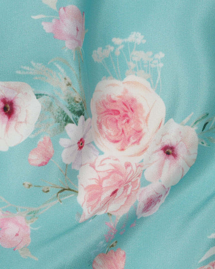 قماش كريب حريري خالص مطبوع عليه مجموعة ورود وردية خدود بقاعدة زرقاء سماوية، عرض 110 سم، صنع في الهند - D23960