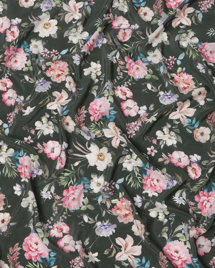 قماش كريب حريري نقي بطبعة زهور الحديقة متعدد الألوان، قاعدة خضراء، عرض 110 سم، صنع في الهند - D23975