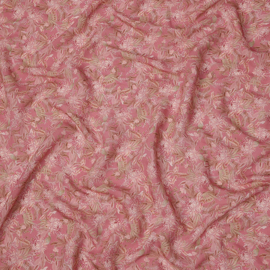 قماش كريب فيسكوز بطبعة زهور استوائية، قاعدة وردية وردية، لون بيج وزيتوني فاتح، عرض 110 سم، صنع في الهند - D23981