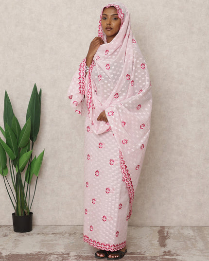 ثوب سوداني تقليدي وردي فاتح مع تطريز زهور الفوال الأرجوانية، قطعة بطول 4.5 متر، مصنوع من قماش قطني خالص، عرض 140 سم، صنع في الهند - D24469