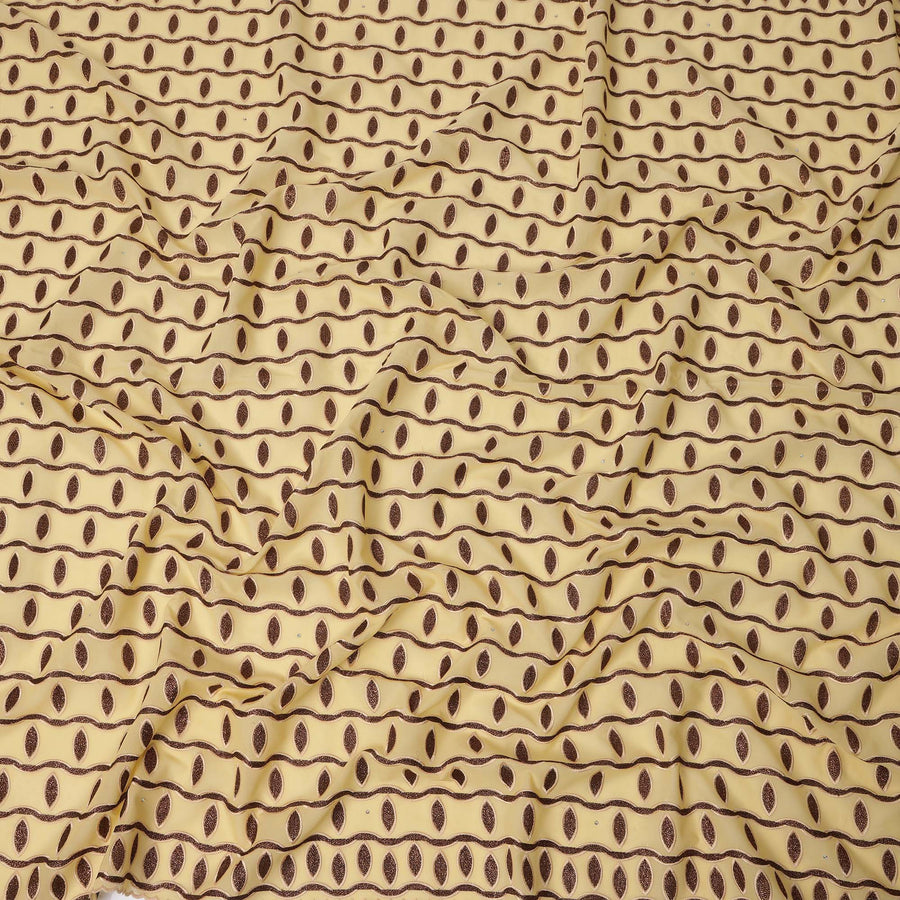 ثوب سوداني من قماش الفوال السويسري الفاخر باللون الأصفر مع تطريز بني، 4.5 متر × 140 سم - D21634