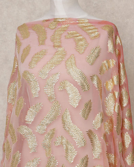 قماش ديراك حريري صومالي فاخر فرنسي بلون الخوخ مع لوركس معدني - 3.5 متر، عرض 140 سم، صنع في فرنسا - D24571