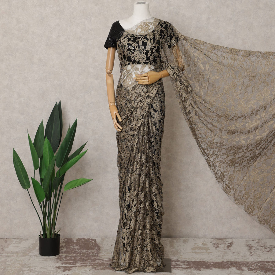 ساري فرنسي من الدانتيل باللونين الذهبي والأسود، بطول 5.5 متر وعرض 110 سم - D21856