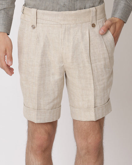شورت من الكتان الخالص الفاخر باللون البيج الطبيعي، بقصّة مُخصّصة، صُنع في الإمارات العربية المتحدة - D22003