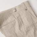 شورت من الكتان الخالص الفاخر باللون البيج الطبيعي، بقصّة مُخصّصة، صُنع في الإمارات العربية المتحدة - D22003