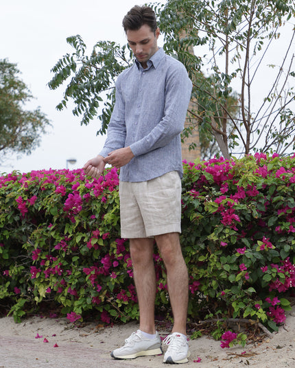 شورت من الكتان الخالص الفاخر باللون البيج الطبيعي، بقصّة مُخصّصة، صُنع في الإمارات العربية المتحدة - D22003