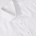 قميص كتان أبيض نقي فاخر بقصة كلاسيكية، صنع في الإمارات العربية المتحدة - D22006